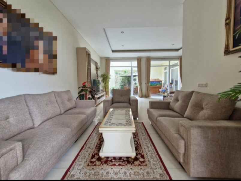 rumah bagus siap huni di pondok indah jakarta selatan