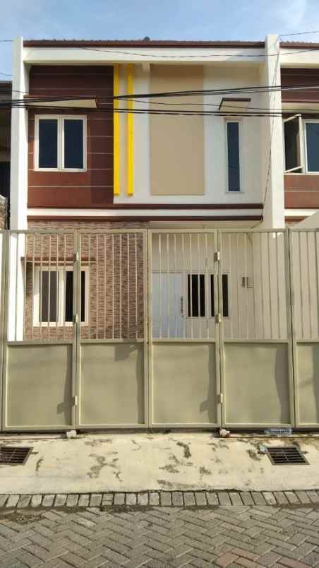 rumah baru gress 2 lantai mulyosari