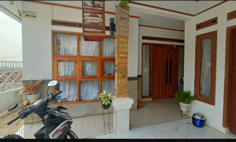 rumah cantik daerah ngamprah bandung