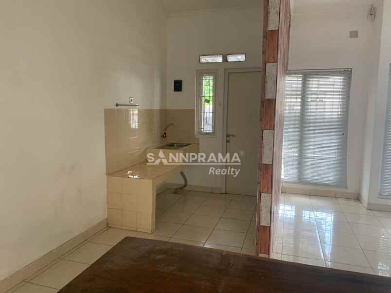 rumah cantik di sukmajaya depok