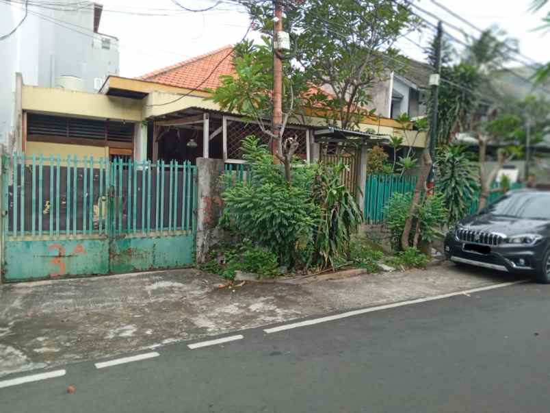 rumah cempaka putih tengah
