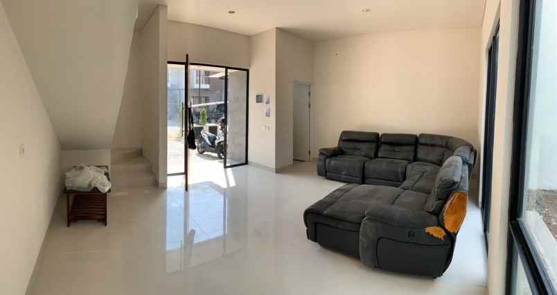 rumah central park juanda