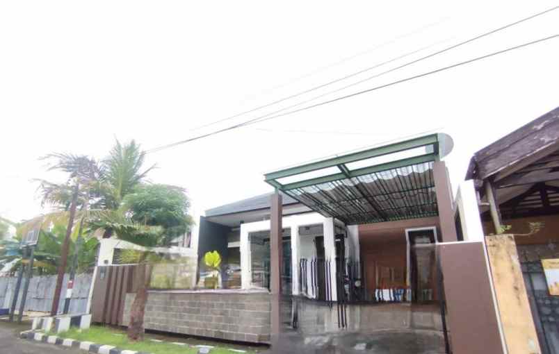 rumah darmo permai timur strategis siap huni