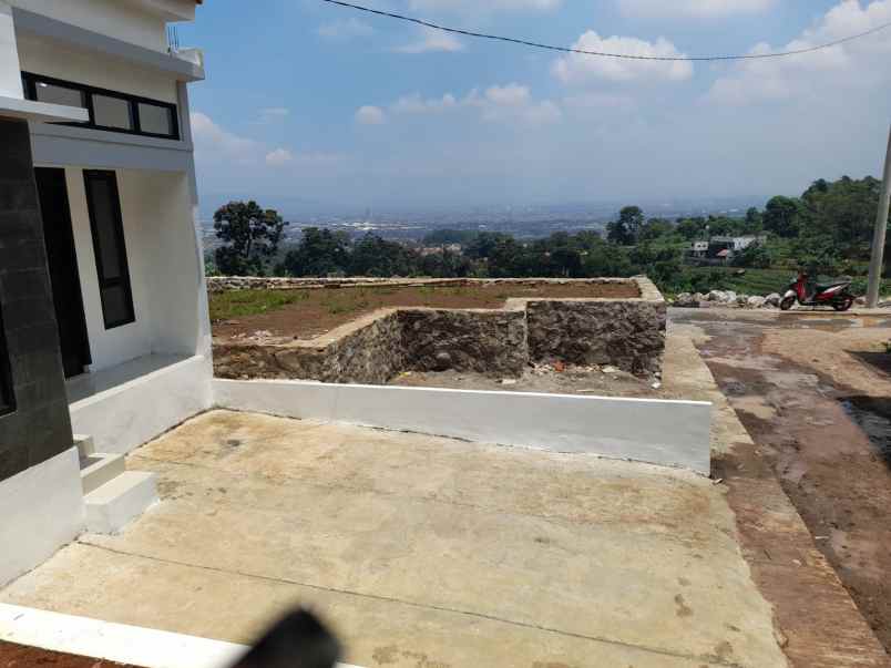 rumah di cibiru desain mewah