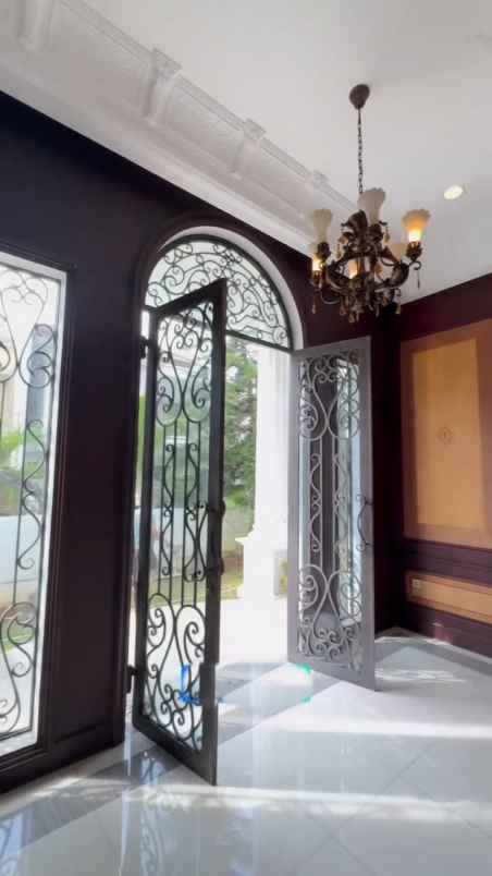 rumah di kelapa cengkir kelapa gading