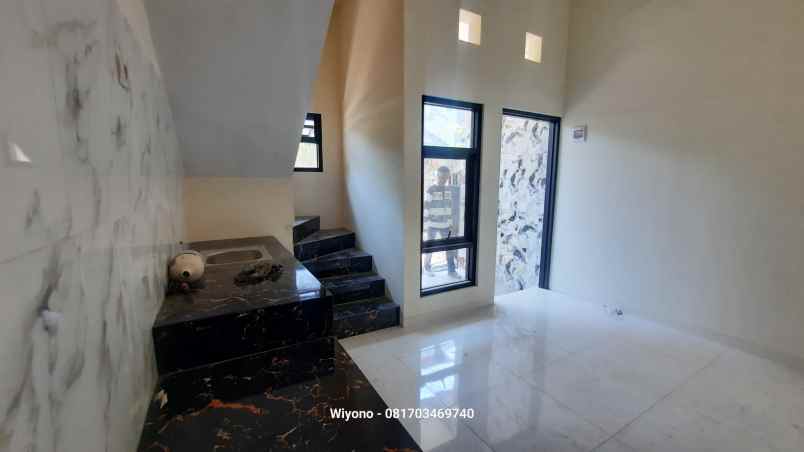 rumah di lebak kawasan tambaksari surabaya