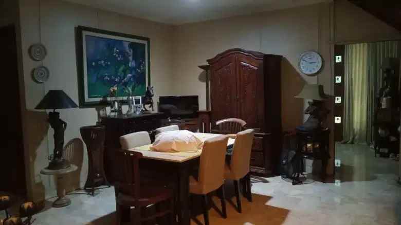 rumah dijual di bintaro sektor 1 harga nego
