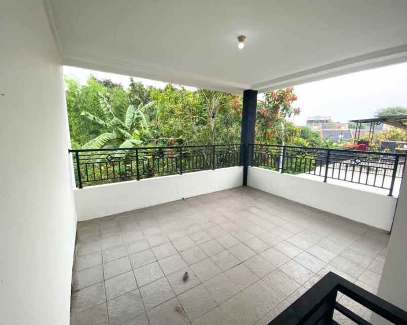 rumah dijual menteng metropolitan cakung jakarta timur