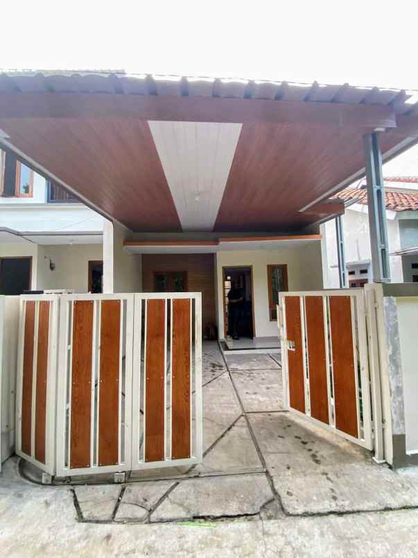 rumah dijual murah dekat green depok city