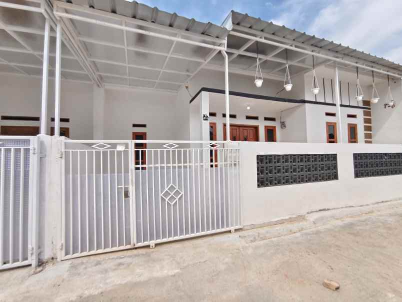 rumah full spek dijual kredit skema syariah