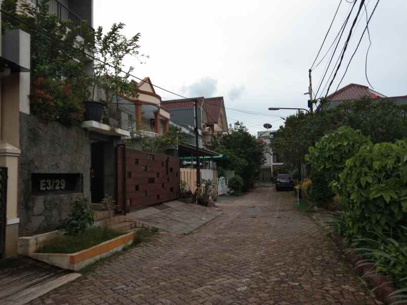 rumah gading griya residence