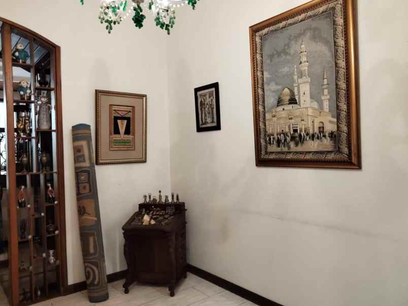 rumah istimewa nyaman di dago coblong bandung