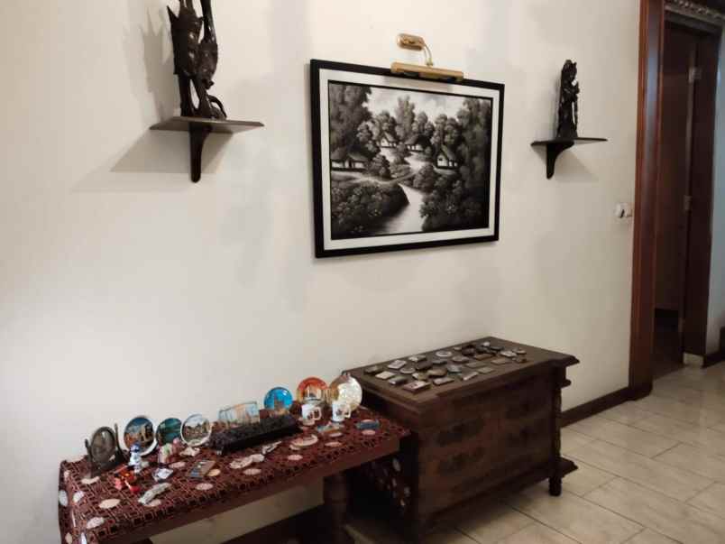 rumah istimewa nyaman di dago coblong bandung