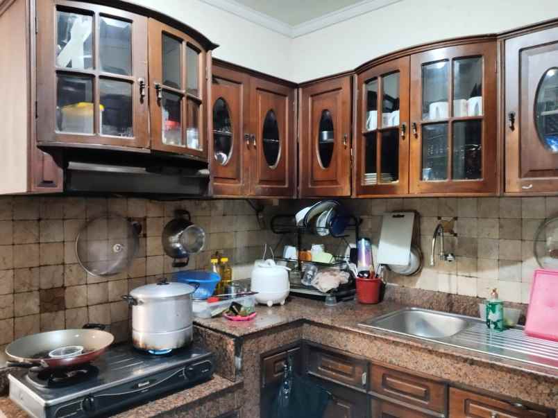 rumah istimewa nyaman di dago coblong bandung