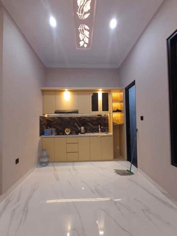 rumah jagakarsa nego smapai jadi