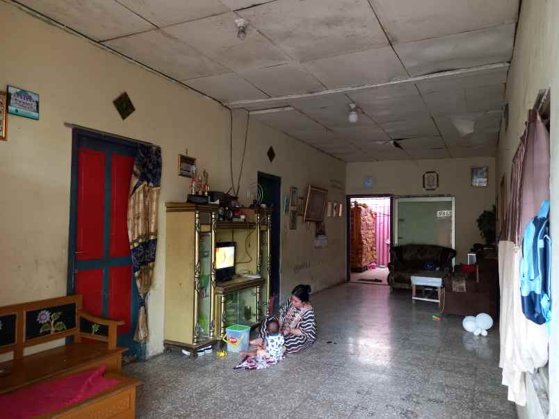 rumah jalan haji embang jaya