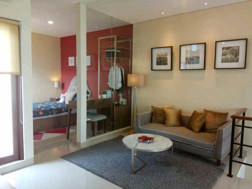 rumah jalan raya kodau