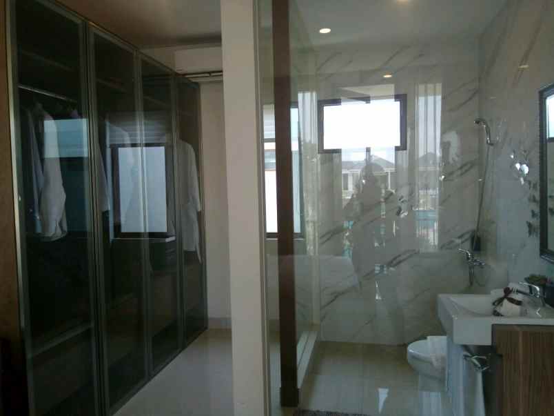 rumah jalan raya kodau