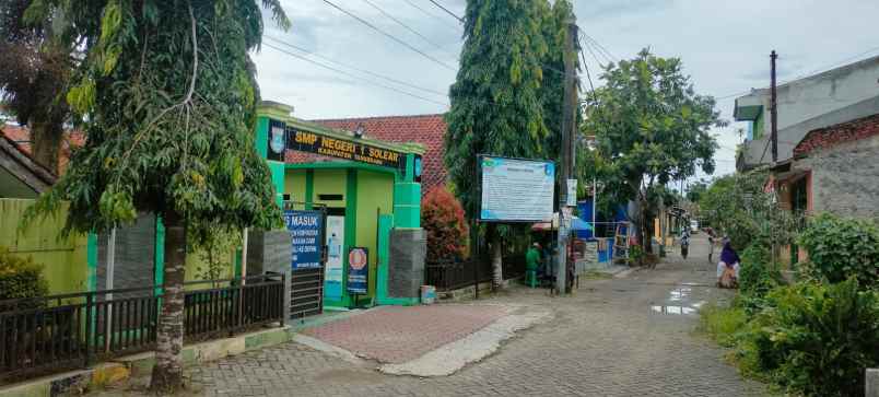 rumah jalan stasiun tiga raksa