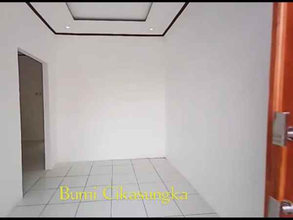 rumah jalan stasiun tiga raksa