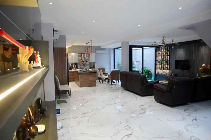 rumah janur elok residence