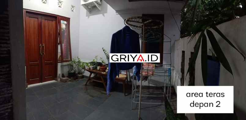 rumah jl imogiri timur