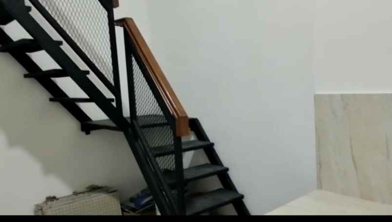 rumah jln haji r sanim tanah