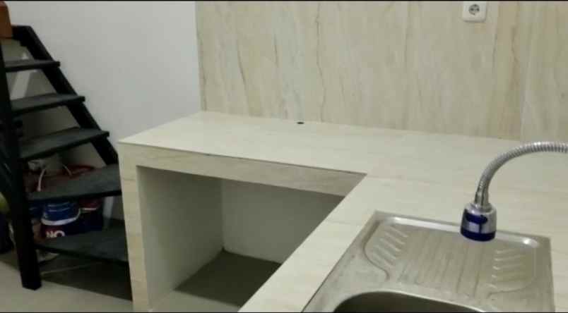 rumah jln haji r sanim tanah