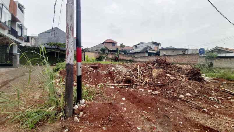 rumah kelapa dua wetan ciracas