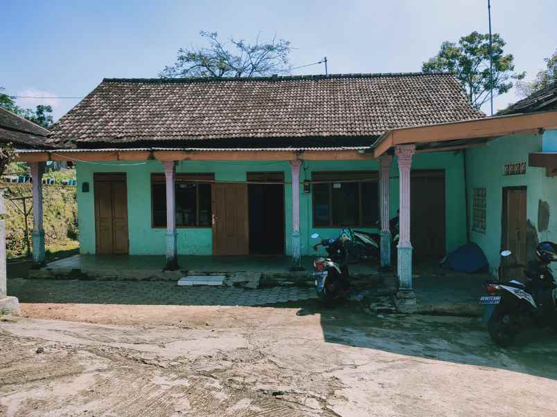 rumah kerjo karanganyar