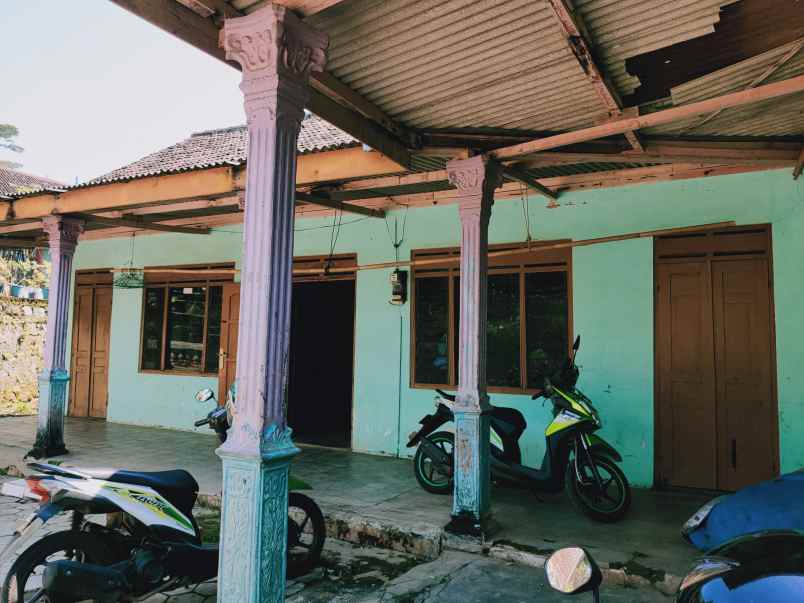 rumah kerjo karanganyar