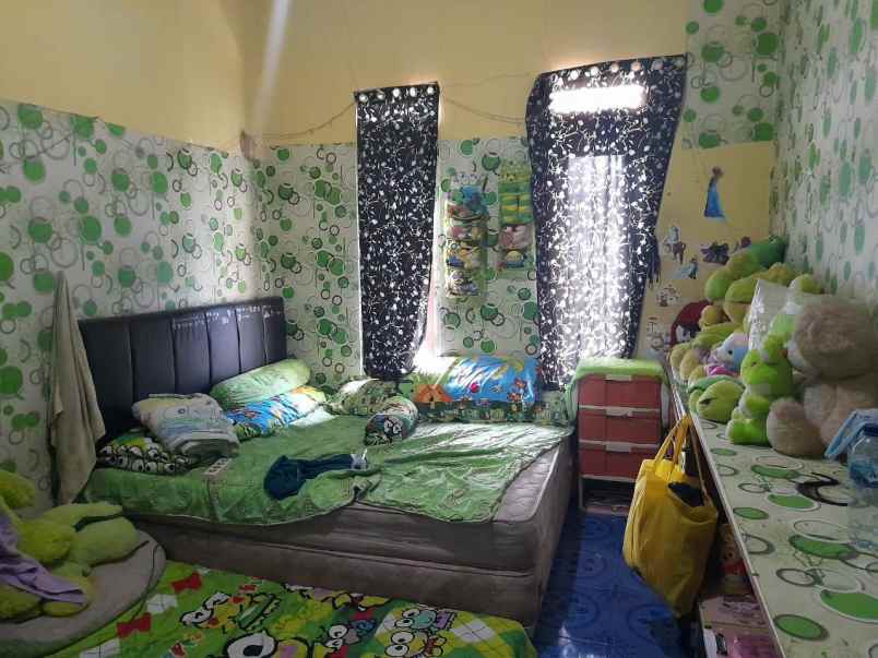 rumah lama siap huni lokasi strategis