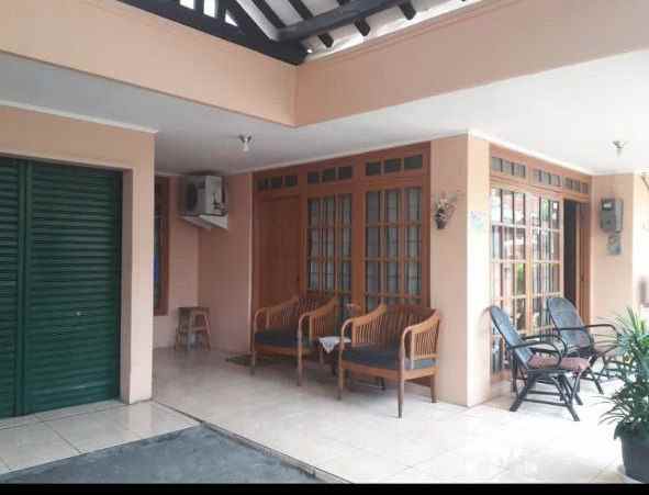 rumah larangan selatan tangerang dekat bxchange