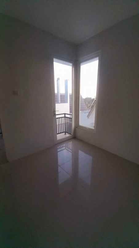 rumah lokasi perumahan tirtojoyo merjosari