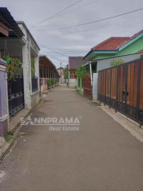 rumah luas kukusan dekat ui dan tol kukusan rhl