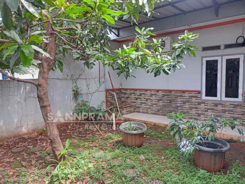 rumah luas kukusan dekat ui dan tol kukusan rhl