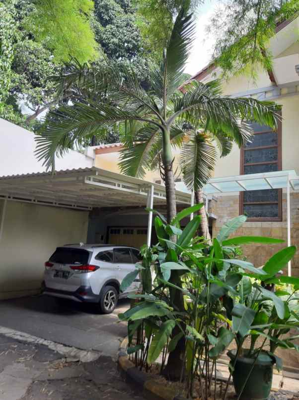 rumah mewah 2 lantai tanah luas di jagakarsa jaksel