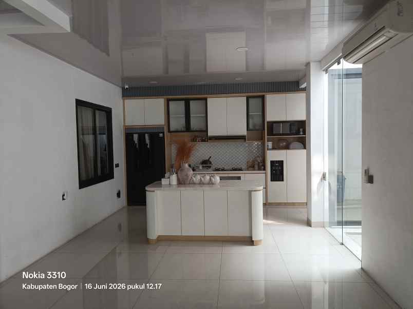 rumah mewah dijual legenda wisata cluster napoleon