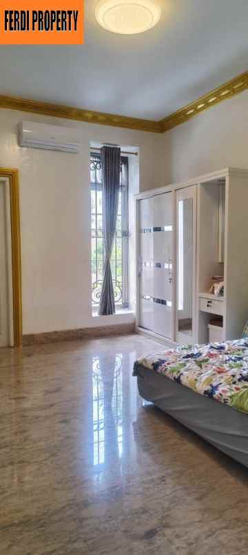 rumah mewah full furnished legenda wisata cibubur