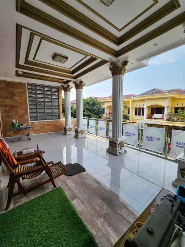 rumah mewah full furnished telaga bodas semarang