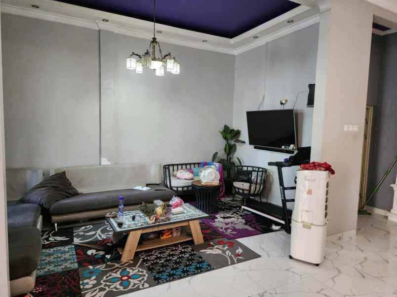 rumah mewah full furnished telaga bodas semarang