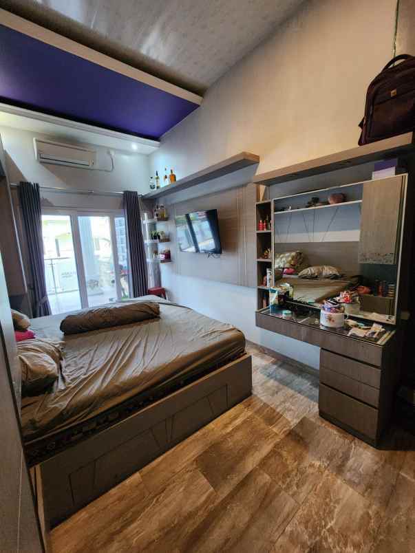 rumah mewah full furnished telaga bodas semarang