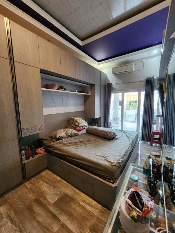 rumah mewah full furnished telaga bodas semarang