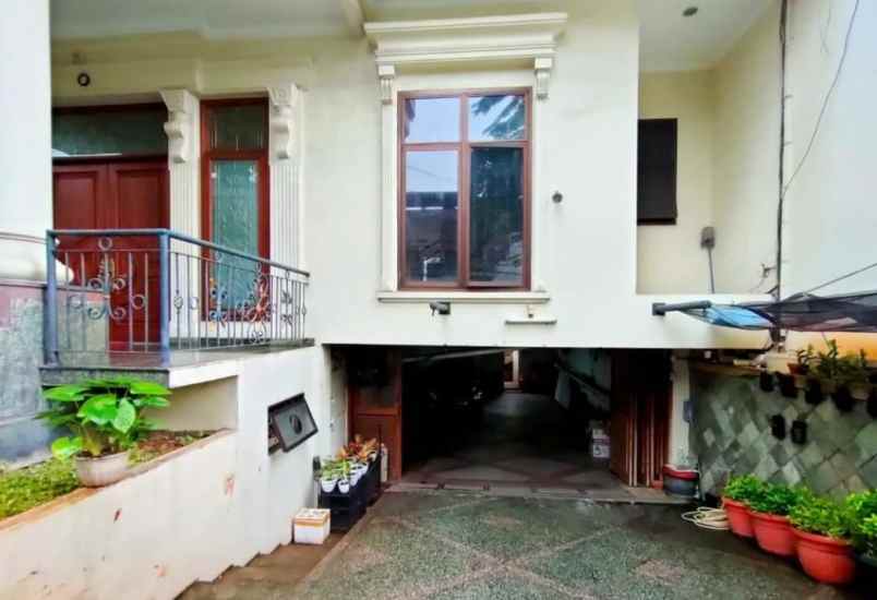 rumah mewah kuningan barat mampang jakarta selatan