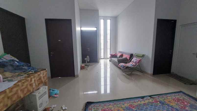 rumah mewah murah bu 2 lantai di depok