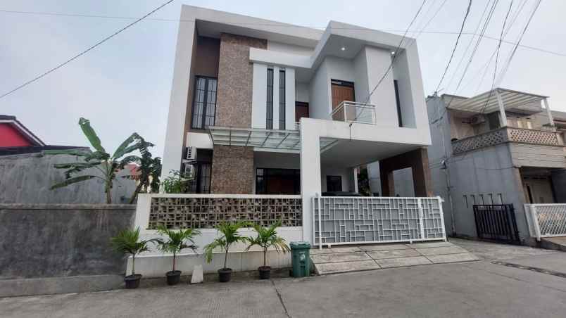 rumah mewah murah bu 2 lantai di depok