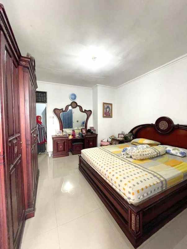 rumah mewah murah semi furnished bojongsari depok