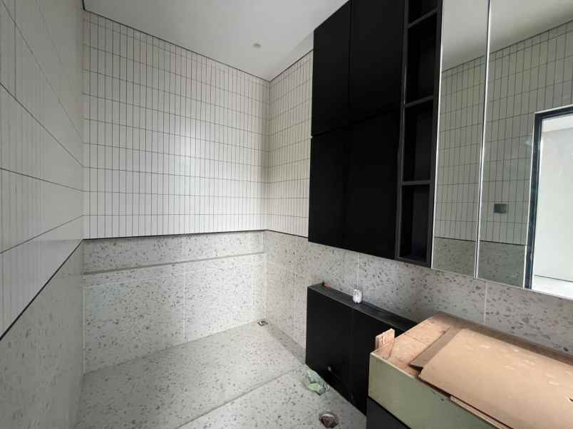 rumah mewah siap huni di cluster fortunia residence