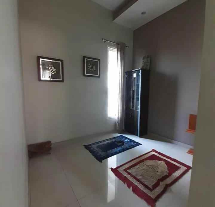 rumah mewah siap huni lokasi di suhat