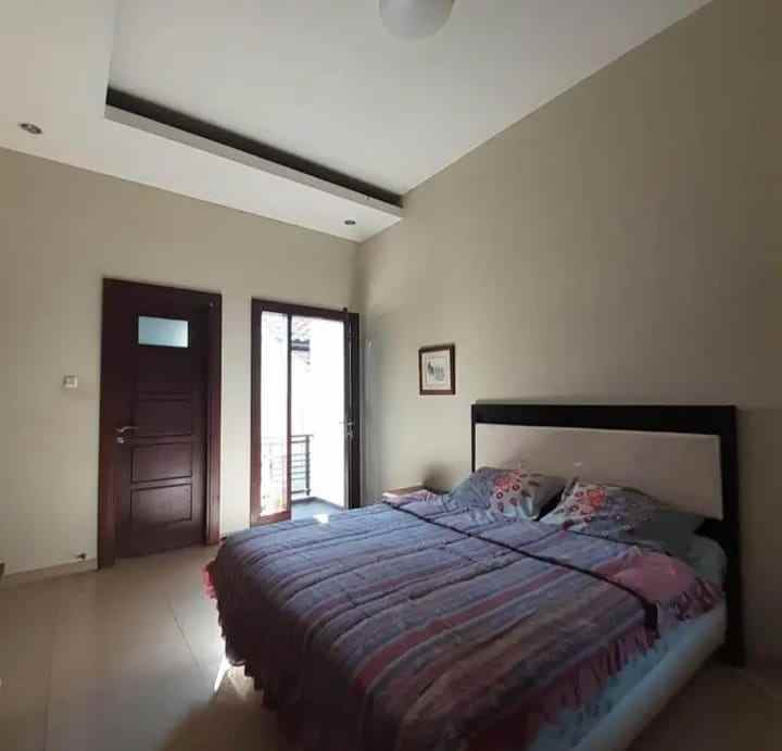 rumah mewah siap huni lokasi di suhat